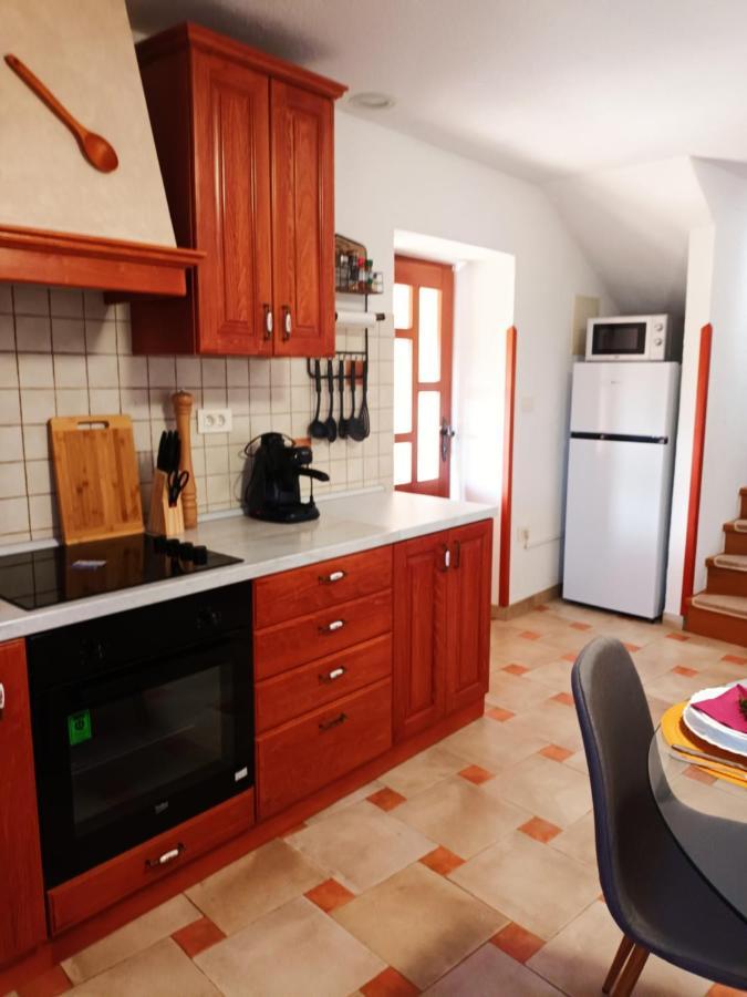 Guesthouse Marija Potpićan Екстериор снимка