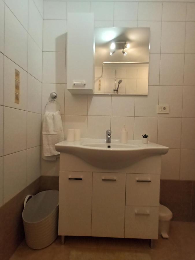 Guesthouse Marija Potpićan Екстериор снимка